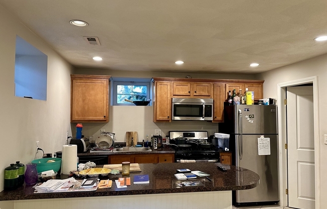 1 bed, 1 bath, 960 sqft, $2,000, Unit 1