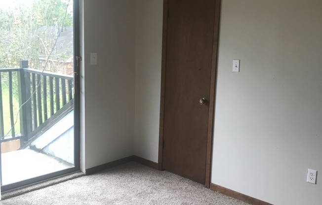 3 beds, 2 baths, $1,700