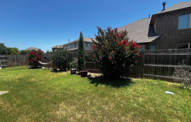 Single Story -4 Bed/2.5 Bath Plus Study in Pearson Place!