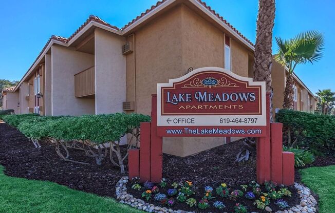 Lake Meadows Apartments!