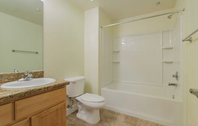 1 bed, 1 bath, 812 sqft, $2,165, Unit 1014