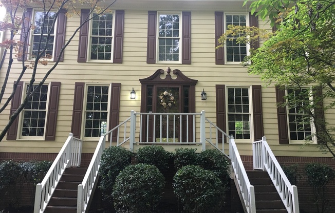 Beautiful Colonial-Style Home on Quiet Cul-de-Sac with Basement & Private Backyard!