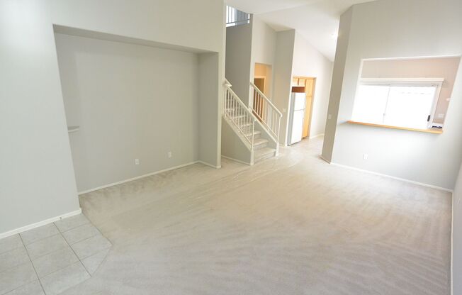 2 MASTER SUITES - 1 DOWN & 1 UP W/LOFT IN NORTHWEST