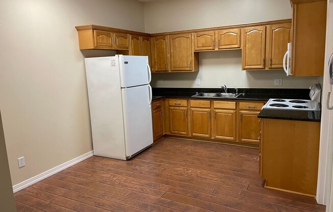 1 bed, 1 bath, 700 sqft, $1,150, Unit 210-202