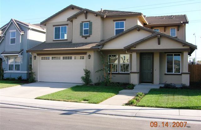 PROSPERITY WAY - BEAUTIFUL LARGE HOME