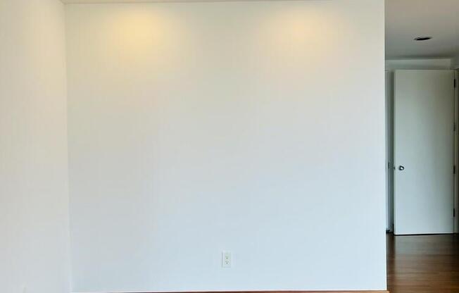 2 beds, 2.5 baths, 1,392 sqft, $9,000, Unit 12D