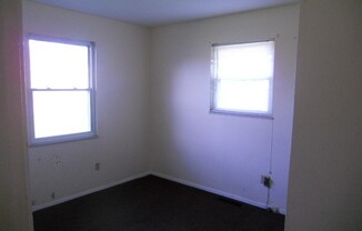 3 beds, 2 baths, $1,700