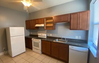 2 beds, 1 bath, 1,000 sqft, $1,025, Unit 1