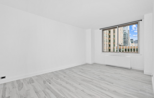 1 bed, 1 bath, 849 sqft, $5,300, Unit 26G