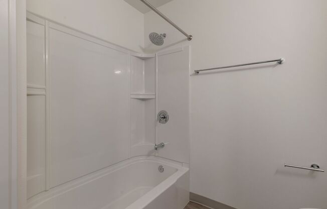 Studio, 1 bath, 250 sqft, $995, Unit B04