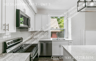 302 STUART AVE