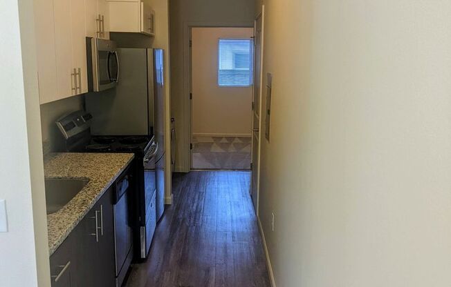 J0305 - The Carter Apartments