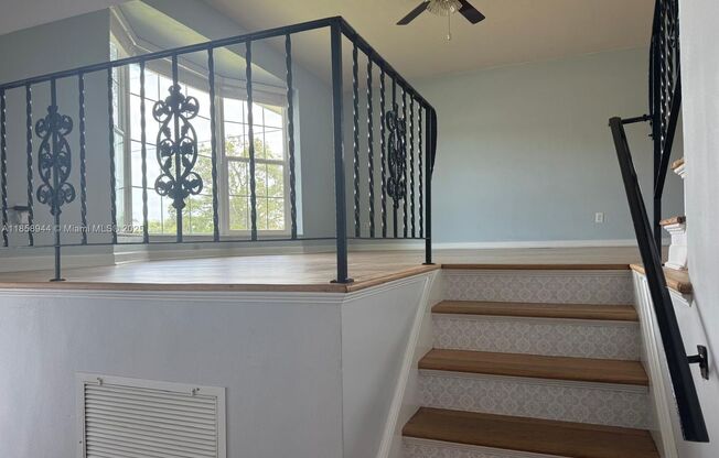 141 NW 72ND WAY PEMBROKE PINES, FL 33024