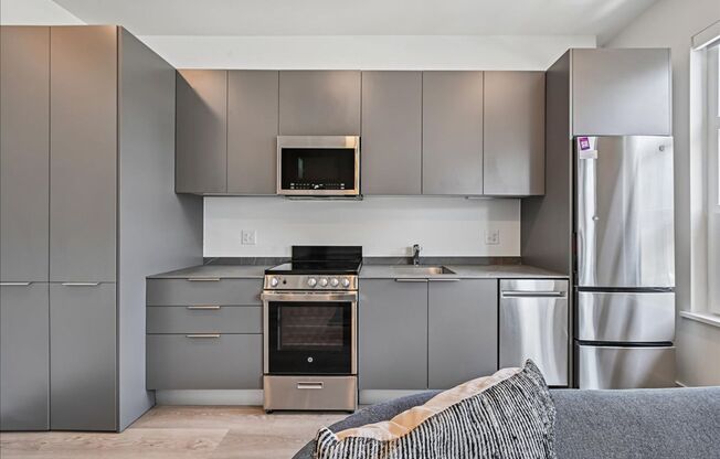 1 bed, 1 bath, 569 sqft, $1,799, Unit 207