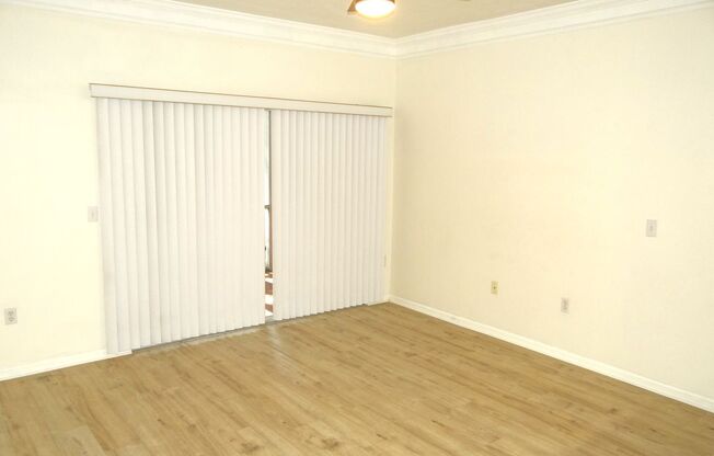 2 beds, 2 baths, $2,050, Unit Unit 5103