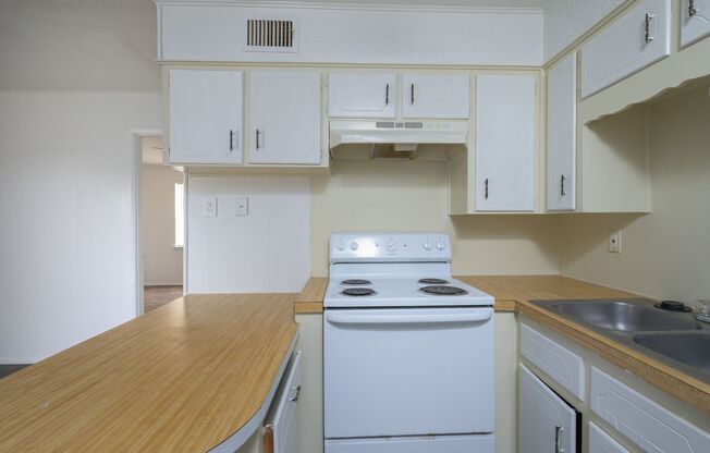 B&amp;I APARTMENTS