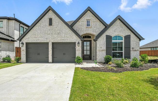 1101 BRIAR OAK LN