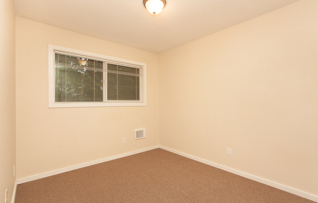 2 beds, 1 bath, 750 sqft, $1,595, Unit 4206