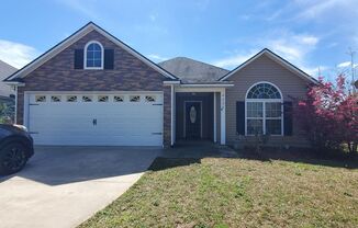 Charming 3BR/2BA Home in Glen Laurel: Modern Comforts, Spacious Design, and Serene Living in Valdosta, GA!