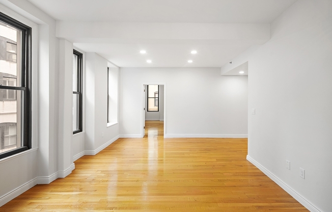 2 beds, 2 baths, 1,027 sqft, $5,200, Unit 201