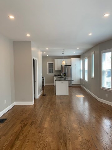 5 1/2 EDWARD ST