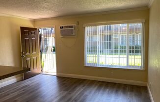 1 bed, 1 bath, $1,350