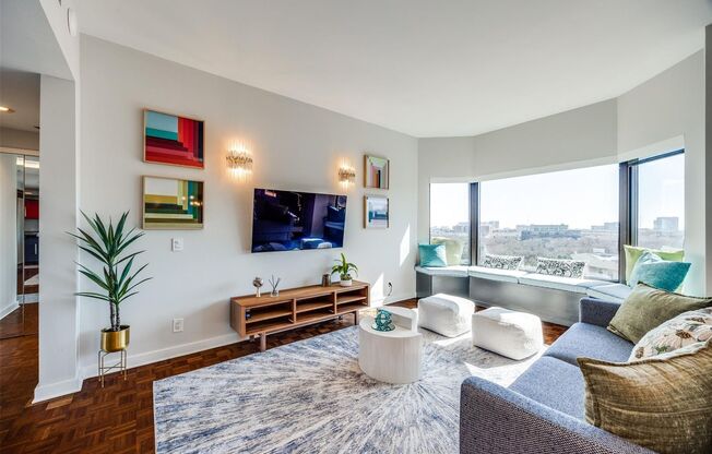 1 bed, 1 bath, $3,750, Unit # 805