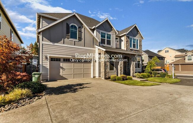 Stunning Four Bedroom Home In NW Portland W/ Bonus Rooms!