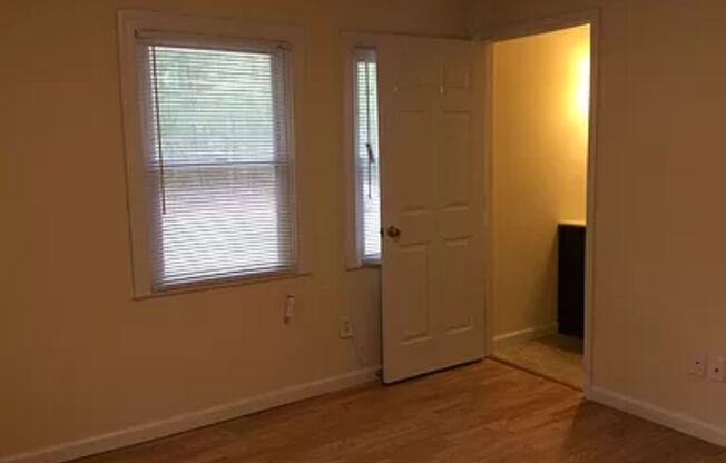 The Cozy Home: 3-Bedroom Rental in Vibrant Apex