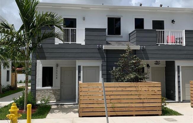 25338 SW 135 AVE