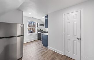 1 bed, 1 bath, $2,055, Unit 3F