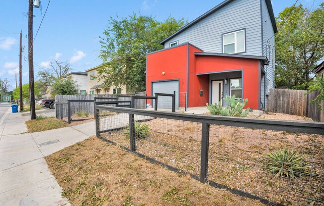 Modern Comfort Minutes from Downtown