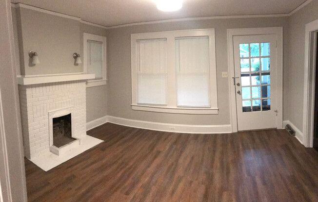 NoDa Bungalow For Immediate Lease