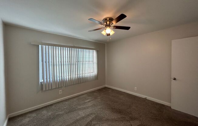 2 beds, 1 bath, $850, Unit MA9141