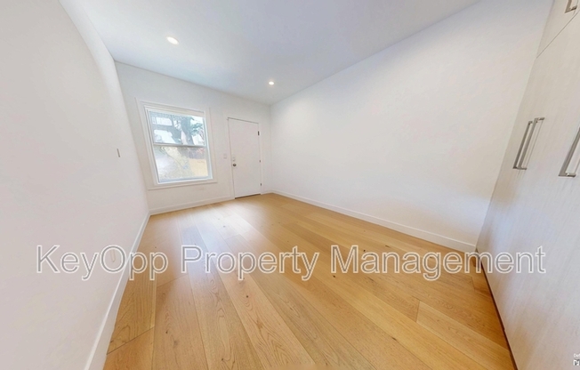 54 CHENERY ST