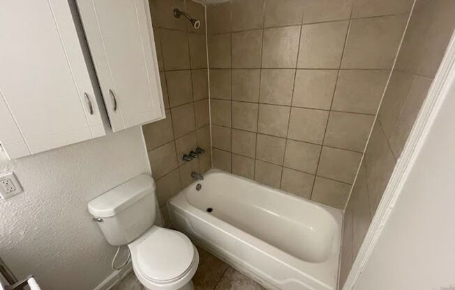 1 bed, 1 bath, 504 sqft, $1,100, Unit 115