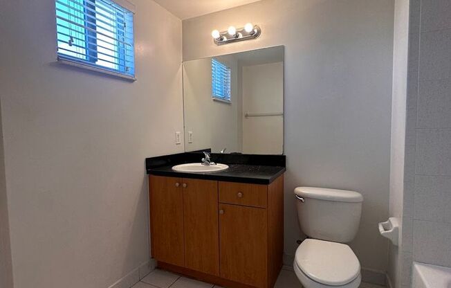 2 beds, 2 baths, 885 sqft, $2,340, Unit 403