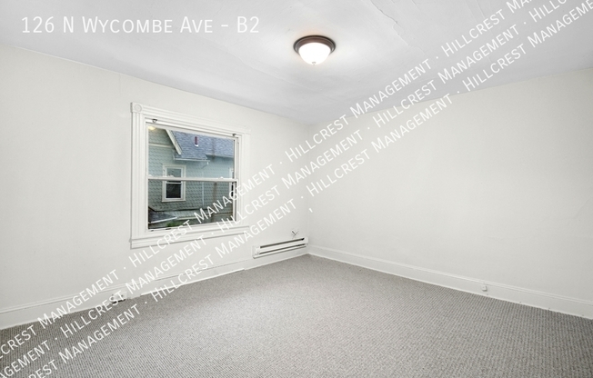 126 N WYCOMBE AVE