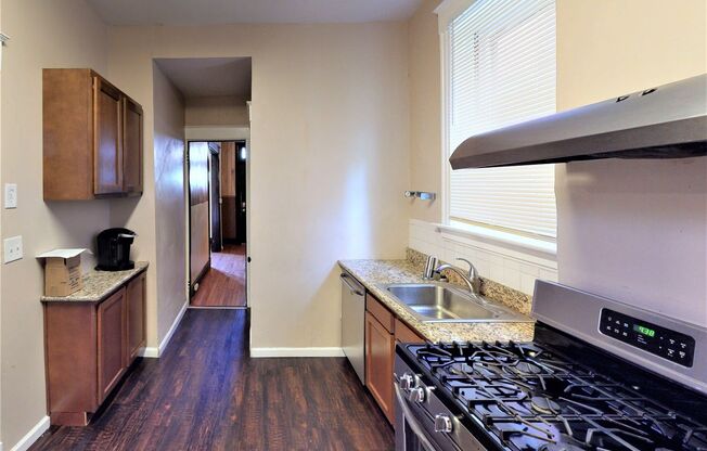 5 beds, 1.5 baths, $3,895, Unit 2358S