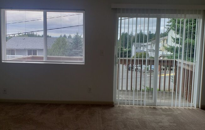 Kingston Harbor Apartments