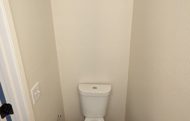 2 beds, 1.5 baths, 900 sqft, $1,425, Unit 7873