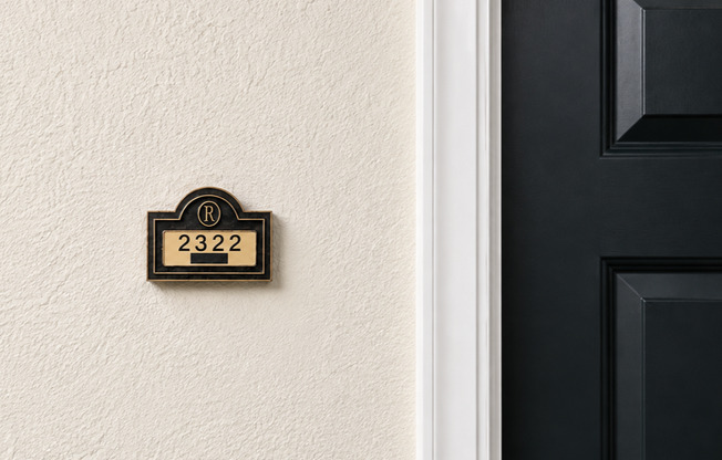 2 beds, 1 bath, $1,650
