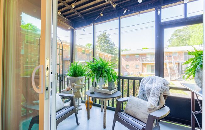 2 beds, 1 bath, $2,275, Unit # 7A