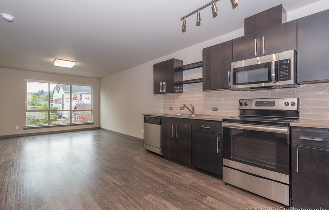 1 bed, 1 bath, 686 sqft, $1,650, Unit 2102