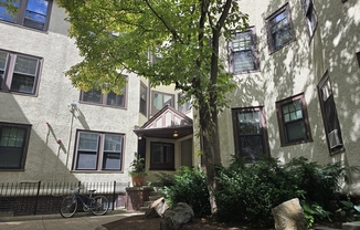 11 Story St