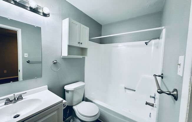 Studio, 1 bath, 500 sqft, $850, Unit 117
