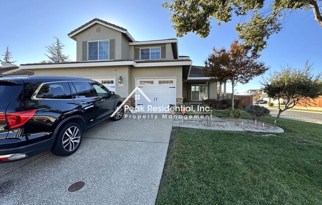 Spacious 5bd/3ba Elk Grove Home with 3 Car Garage!