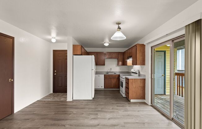 2731-49 SE 125th Ave.