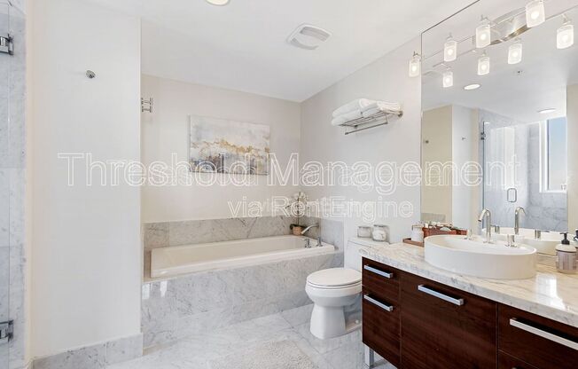 2 beds, 2 baths, 989 sqft, $3,300, Unit 2202