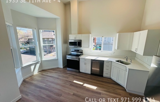 1935 SE 11 AVE